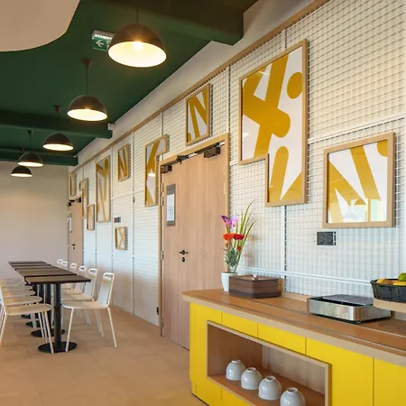 فندق Akena Strasbourg -