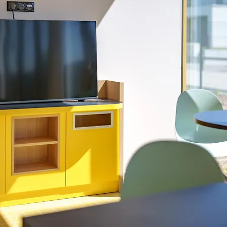 Akena Strasbourg - فندق 3*