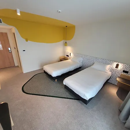 Akena Strasbourg - 호텔 3*
