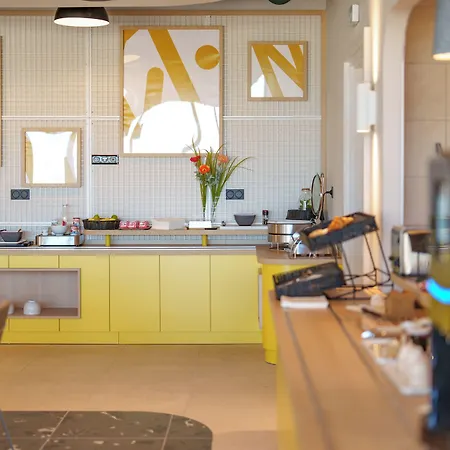 Akena Strasbourg - فندق 3*